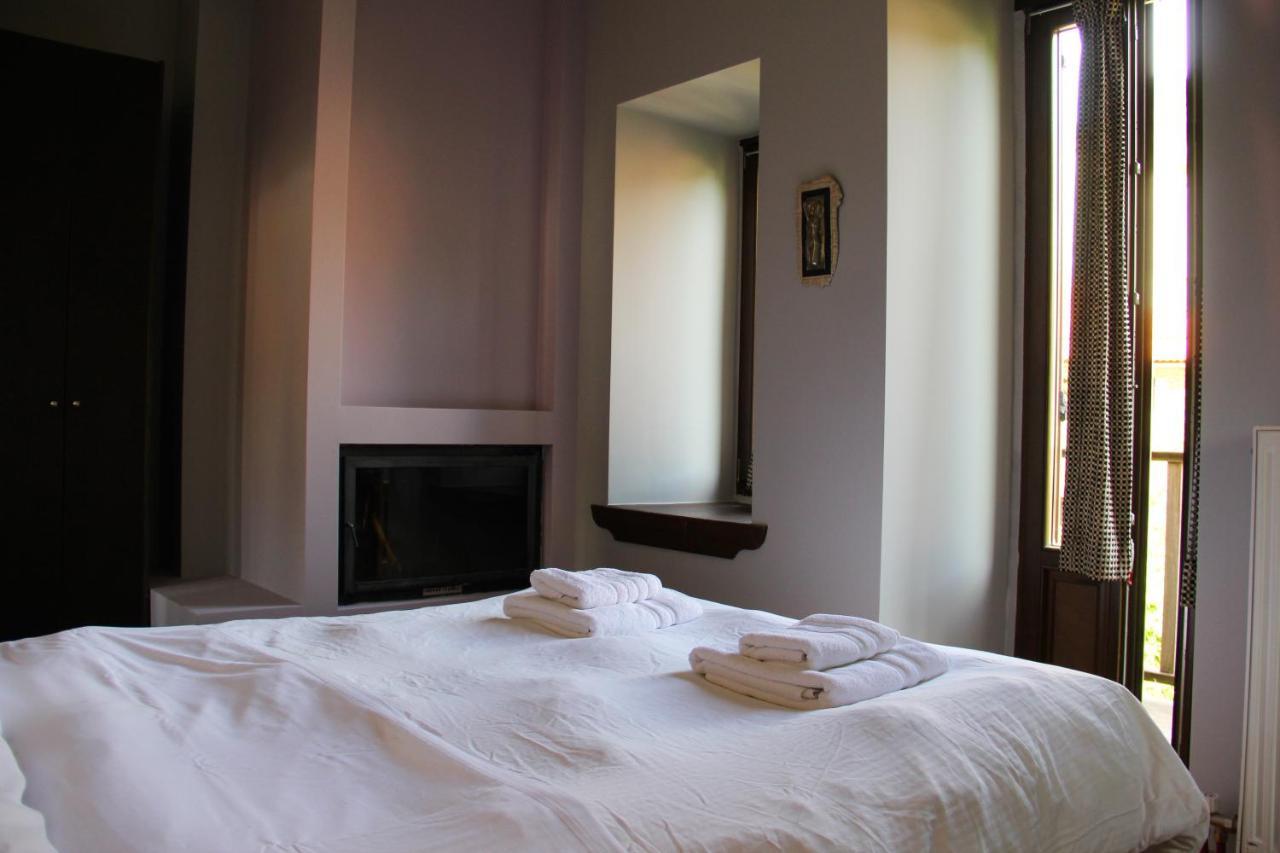 Tsarbou Guesthouse Стемница Экстерьер фото